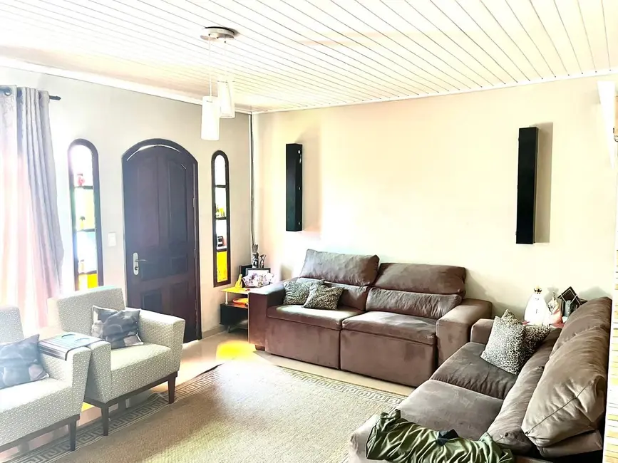 Casa com 3 quartos à venda, 152m2 em Costeira, Paranagua - PR - imagem 7 Foto 7 de Casa com 3 quartos à venda, 152m2 em Costeira, Paranagua - PR