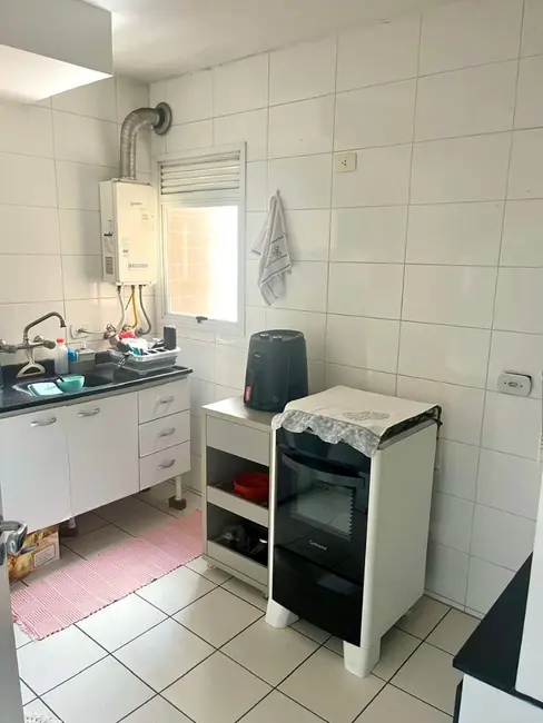 Apartamento com 2 quartos à venda, 71m2 em Costeira, Paranagua - PR - imagem 3 Foto 3 de Apartamento com 2 quartos à venda, 71m2 em Costeira, Paranagua - PR