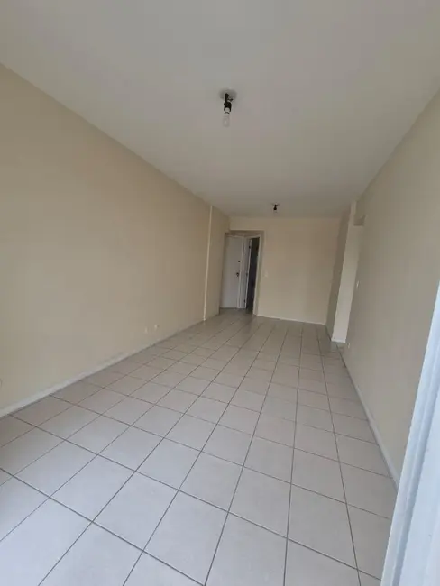 Foto 4 de Apartamento com 2 quartos à venda, 71m2 em Costeira, Paranagua - PR