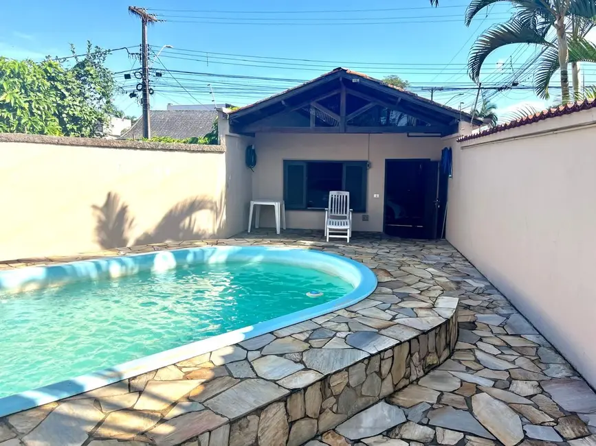 Casa com 2 quartos à venda, 150m2 em Correia Velho, Paranagua - PR - imagem 7 Foto 7 de Casa com 2 quartos à venda, 150m2 em Correia Velho, Paranagua - PR