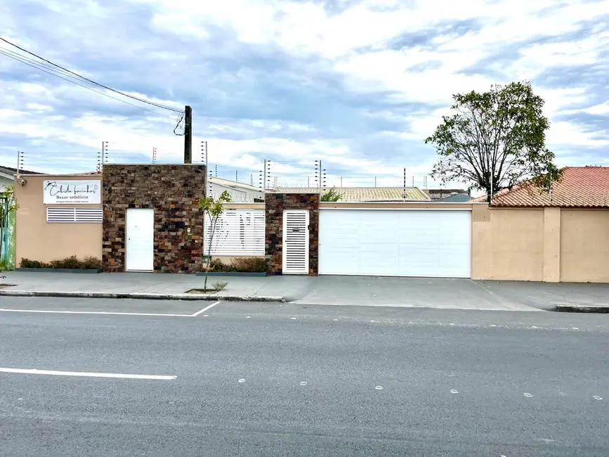Foto 1 de Casa com 2 quartos para alugar, 150m2 em Palmital, Paranagua - PR