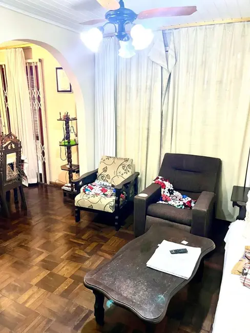 Casa com 3 quartos à venda, 100m2 em Paranagua - PR - imagem 9 Foto 9 de Casa com 3 quartos à venda, 100m2 em Paranagua - PR