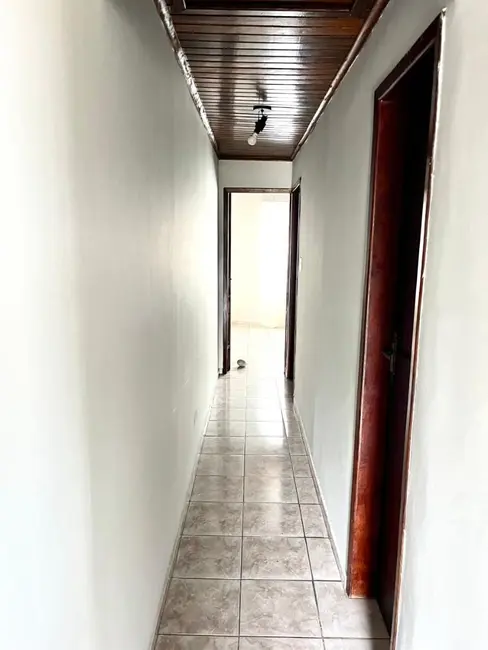 Apartamento com 2 quartos para alugar, 50m2 em Estradinha, Paranagua - PR - imagem 8 Foto 8 de Apartamento com 2 quartos para alugar, 50m2 em Estradinha, Paranagua - PR