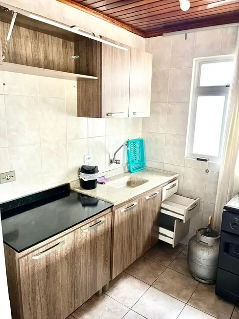 Apartamento com 2 quartos para alugar, 50m2 em Estradinha, Paranagua - PR - imagem 6 Foto 6 de Apartamento com 2 quartos para alugar, 50m2 em Estradinha, Paranagua - PR