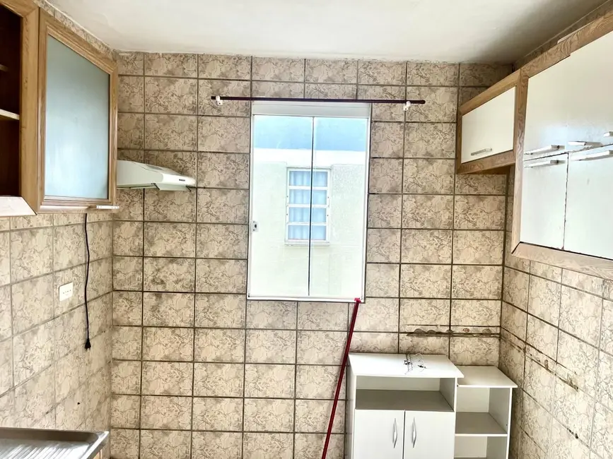 Apartamento com 3 quartos para alugar, 65m2 em Estradinha, Paranagua - PR - imagem 5 Foto 5 de Apartamento com 3 quartos para alugar, 65m2 em Estradinha, Paranagua - PR