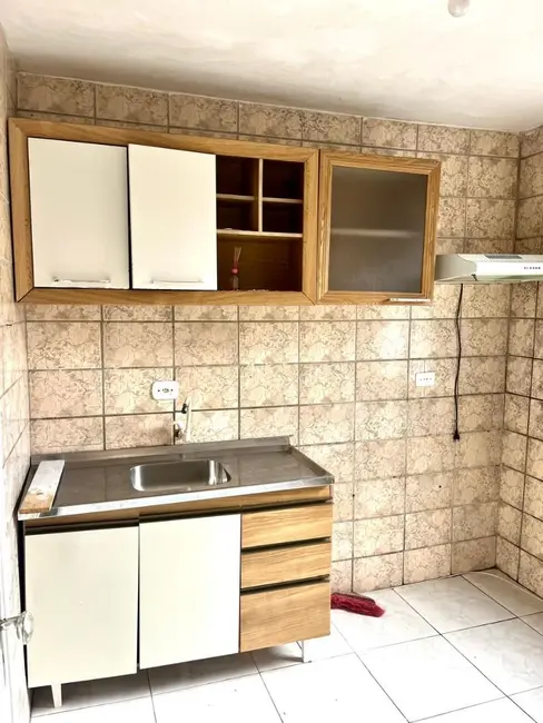 Apartamento com 3 quartos para alugar, 65m2 em Estradinha, Paranagua - PR - imagem 6 Foto 6 de Apartamento com 3 quartos para alugar, 65m2 em Estradinha, Paranagua - PR