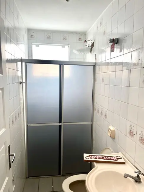 Apartamento com 3 quartos para alugar, 65m2 em Estradinha, Paranagua - PR - imagem 8 Foto 8 de Apartamento com 3 quartos para alugar, 65m2 em Estradinha, Paranagua - PR