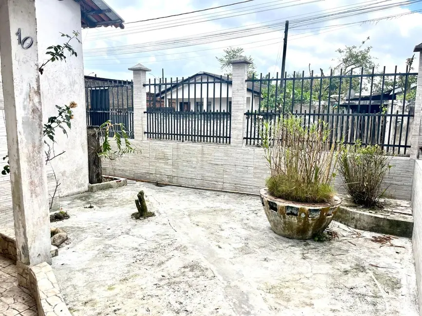 Casa com 1 quarto à venda, 100m2 em Conjunto Nilson Neves, Paranagua - PR - imagem 3 Foto 3 de Casa com 1 quarto à venda, 100m2 em Conjunto Nilson Neves, Paranagua - PR