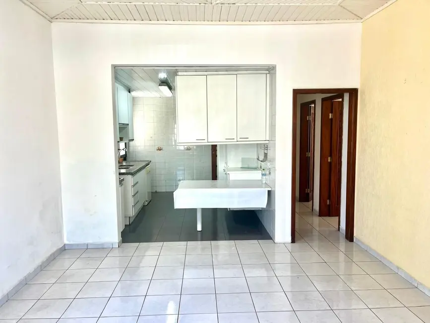 Casa com 4 quartos à venda, 100m2 em Tuiuti, Paranagua - PR - imagem 2 Foto 2 de Casa com 4 quartos à venda, 100m2 em Tuiuti, Paranagua - PR