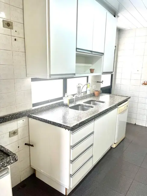 Casa com 4 quartos à venda, 100m2 em Tuiuti, Paranagua - PR - imagem 6 Foto 6 de Casa com 4 quartos à venda, 100m2 em Tuiuti, Paranagua - PR
