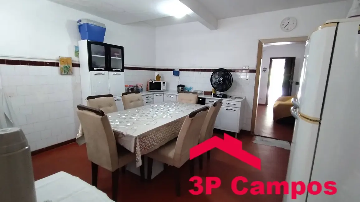 Casa com 2 quartos para alugar, 90m2 em Centro, Mongagua - SP - imagem 4 Foto 4 de Casa com 2 quartos para alugar, 90m2 em Centro, Mongagua - SP