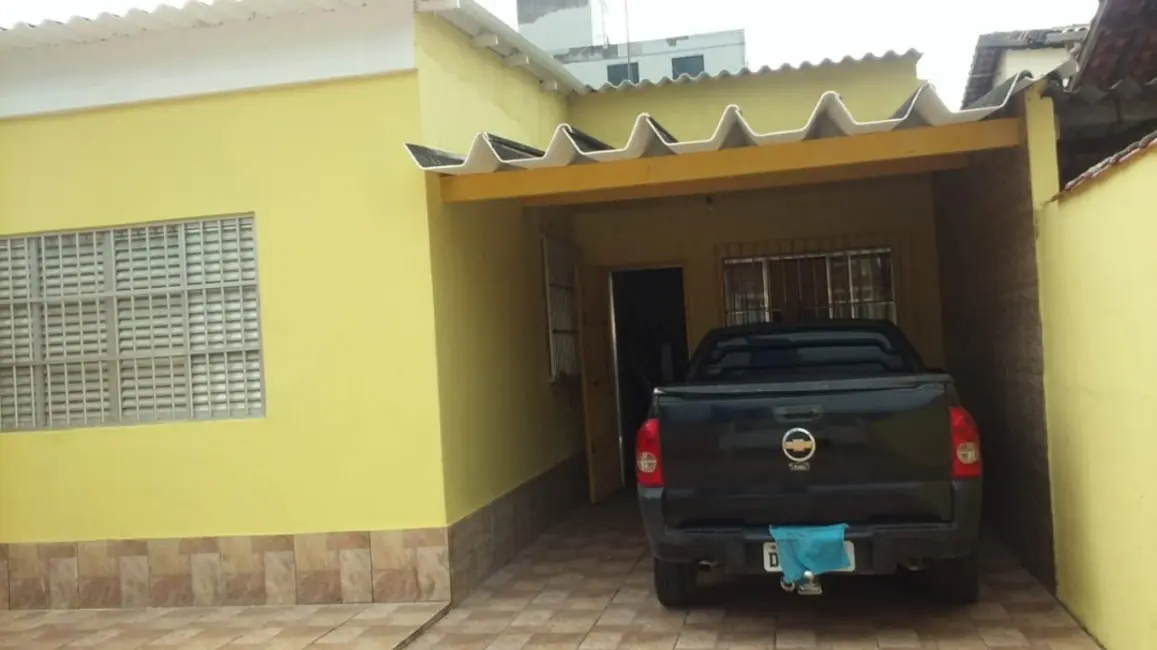 Foto 3 de Casa com 3 quartos à venda, 200m2 em Praia Grande - SP