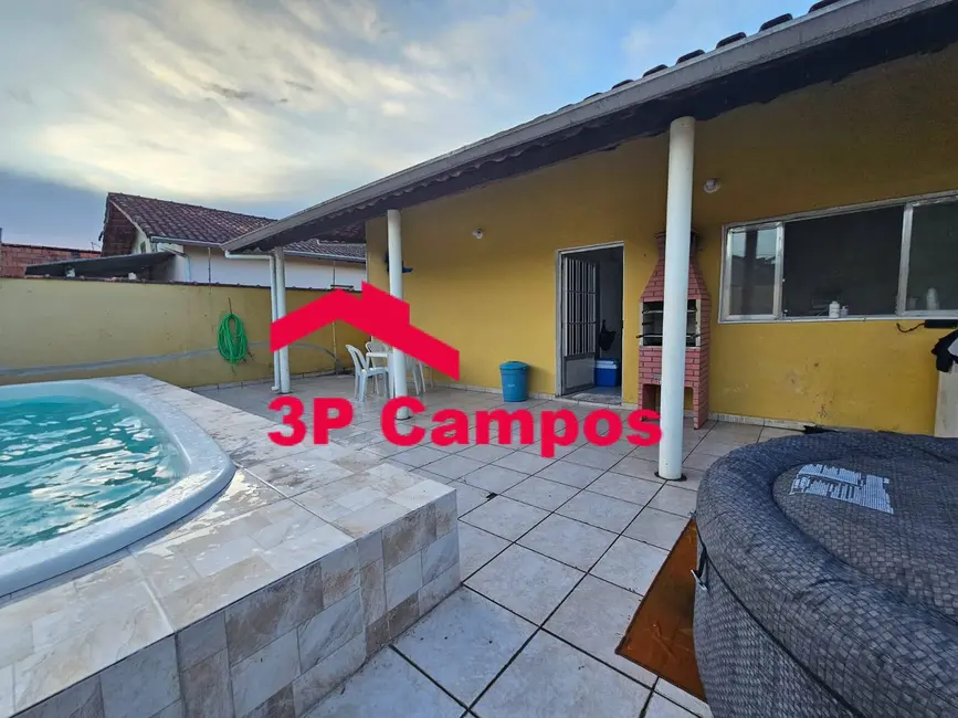 Foto 2 de Casa com 3 quartos à venda e para alugar, 200m2 em Itanhaem - SP