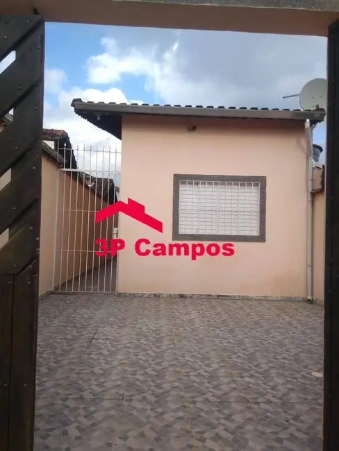 Foto 1 de Casa com 2 quartos à venda e para alugar, 125m2 em Mongagua - SP