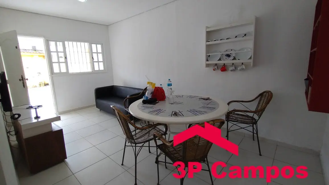Foto 3 de Casa com 2 quartos à venda, 300m2 em Mongagua - SP