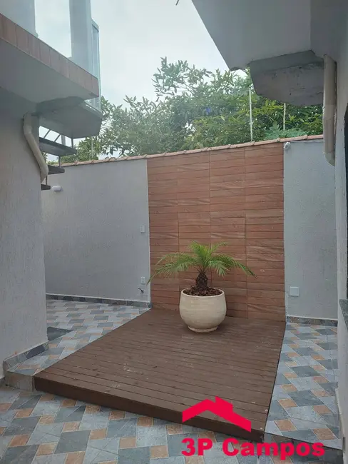 Casa de Condomínio com 1 quarto para alugar, 30m2 em Itanhaem - SP - imagem 2 Foto 2 de Casa de Condomínio com 1 quarto para alugar, 30m2 em Itanhaem - SP