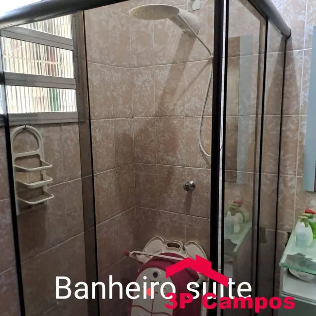 Foto 2 de Casa com 2 quartos à venda, 135m2 em Praia Grande - SP