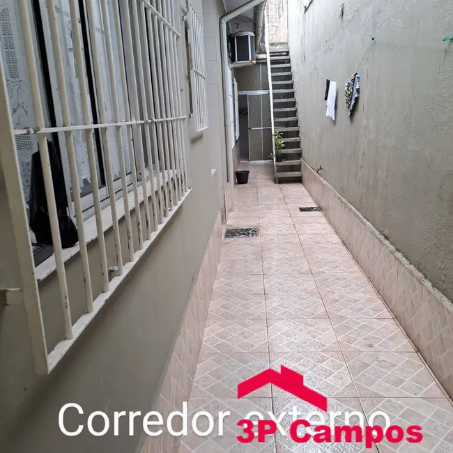 Foto 4 de Casa com 2 quartos à venda, 135m2 em Praia Grande - SP