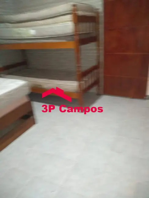 Foto 2 de Casa com 2 quartos à venda, 250m2 em Mongagua - SP