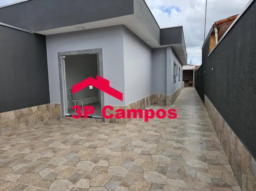 Casa com 2 quartos à venda e para alugar, 165m2 em Mongagua - SP - imagem 3 Foto 3 de Casa com 2 quartos à venda e para alugar, 165m2 em Mongagua - SP