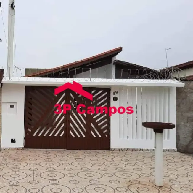 Foto 2 de Casa com 2 quartos à venda, 195m2 em Mongagua - SP