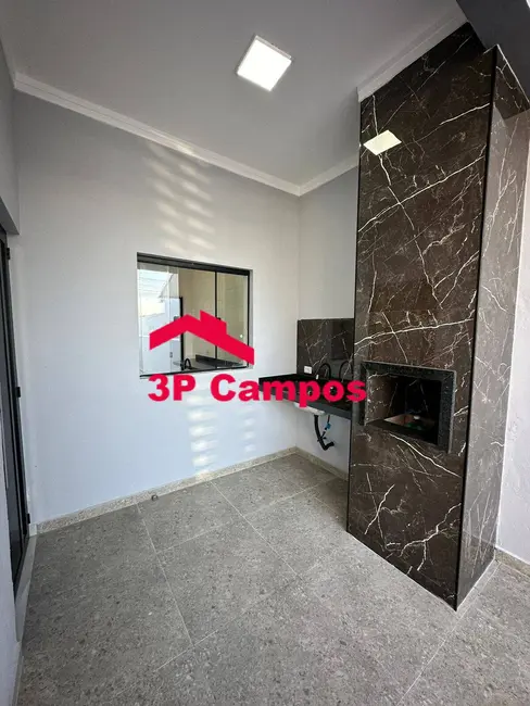 Foto 5 de Casa com 2 quartos à venda, 180m2 em Mongagua - SP