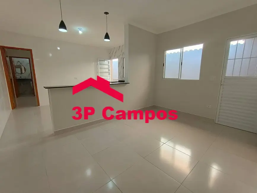 Foto 4 de Casa com 2 quartos à venda, 138m2 em Mongagua - SP