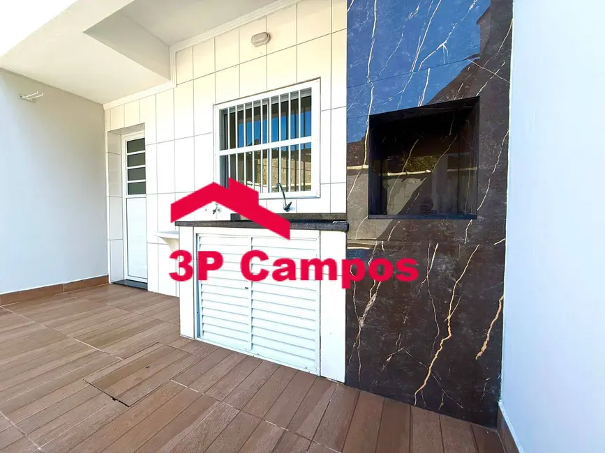 Foto 3 de Sobrado à venda, 101m2 em Mongagua - SP