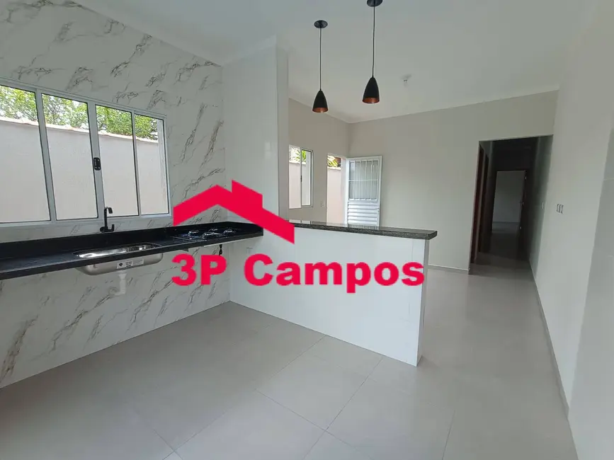 Foto 4 de Casa com 2 quartos à venda, 140m2 em Mongagua - SP