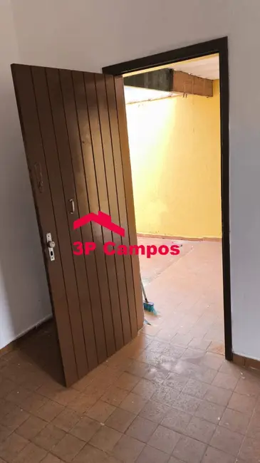 Foto 3 de Casa com 2 quartos para alugar, 125m2 em Mongagua - SP