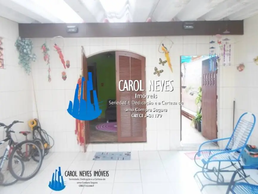 Foto 1 de Casa com 2 quartos à venda, 135m2 em Mongagua - SP