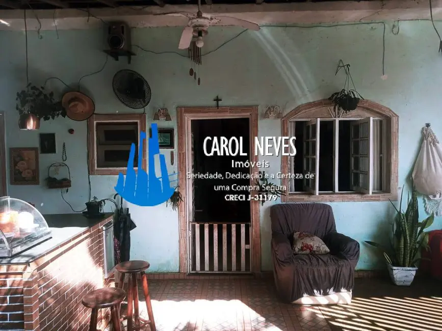 Foto 1 de Casa com 2 quartos à venda, 120m2 em Mongagua - SP