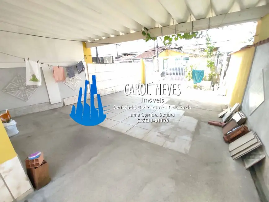 Foto 3 de Casa com 2 quartos à venda, 200m2 em Mongagua - SP