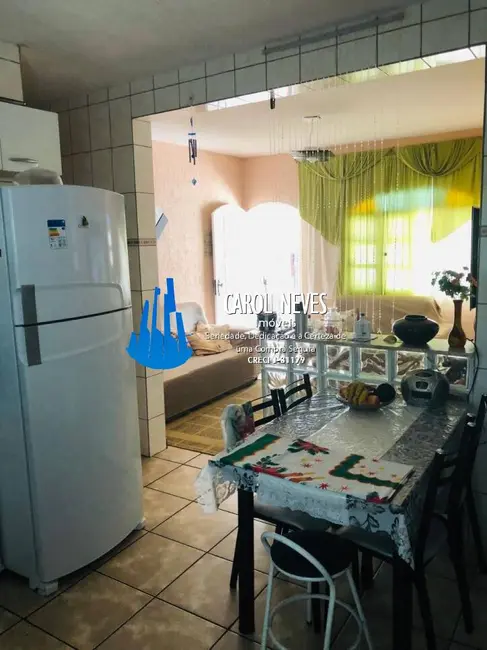 Foto 2 de Sobrado com 2 quartos à venda, 72m2 em Mongagua - SP