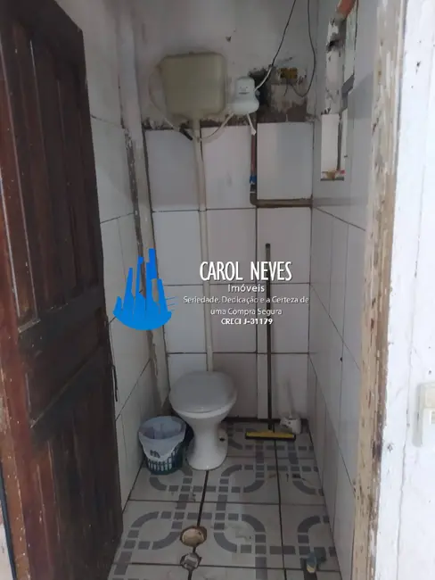 Foto 8 de Casa com 2 quartos à venda, 70m2 em Mongagua - SP