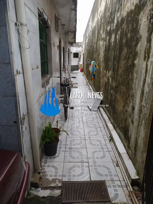 Foto 2 de Casa com 2 quartos à venda, 70m2 em Mongagua - SP