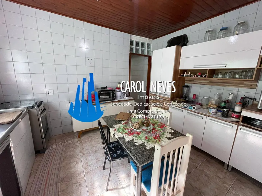 Foto 8 de Casa com 2 quartos à venda, 65m2 em Itanhaem - SP