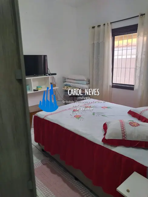 Foto 9 de Casa com 2 quartos à venda, 150m2 em Itanhaem - SP