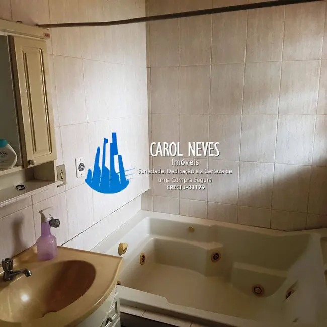 Foto 5 de Casa com 3 quartos à venda, 300m2 em Itanhaem - SP