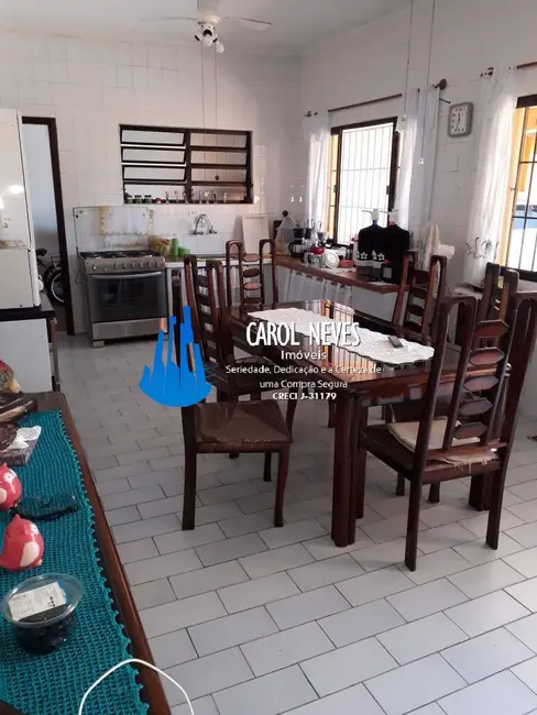 Sobrado com 4 quartos à venda, 260m2 em Itanhaem - SP - imagem 8 Foto 8 de Sobrado com 4 quartos à venda, 260m2 em Itanhaem - SP