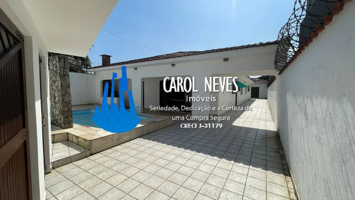 Foto 1 de Casa com 6 quartos à venda, 236m2 em Mongagua - SP