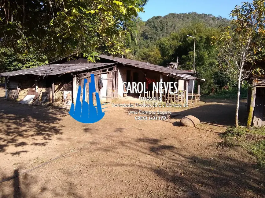 Chácara com 3 quartos à venda, 150m2 em Peruibe - SP - imagem 8 Foto 8 de Chácara com 3 quartos à venda, 150m2 em Peruibe - SP