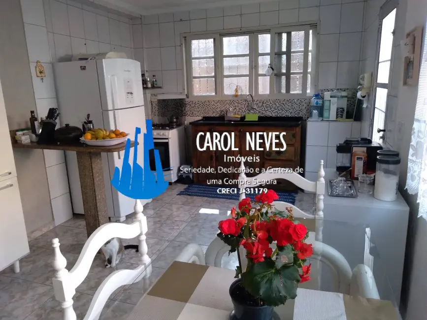 Foto 5 de Casa com 2 quartos à venda, 78m2 em Itanhaem - SP