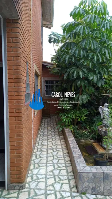 Sobrado com 5 quartos à venda, 206m2 em Itanhaem - SP - imagem 3 Foto 3 de Sobrado com 5 quartos à venda, 206m2 em Itanhaem - SP