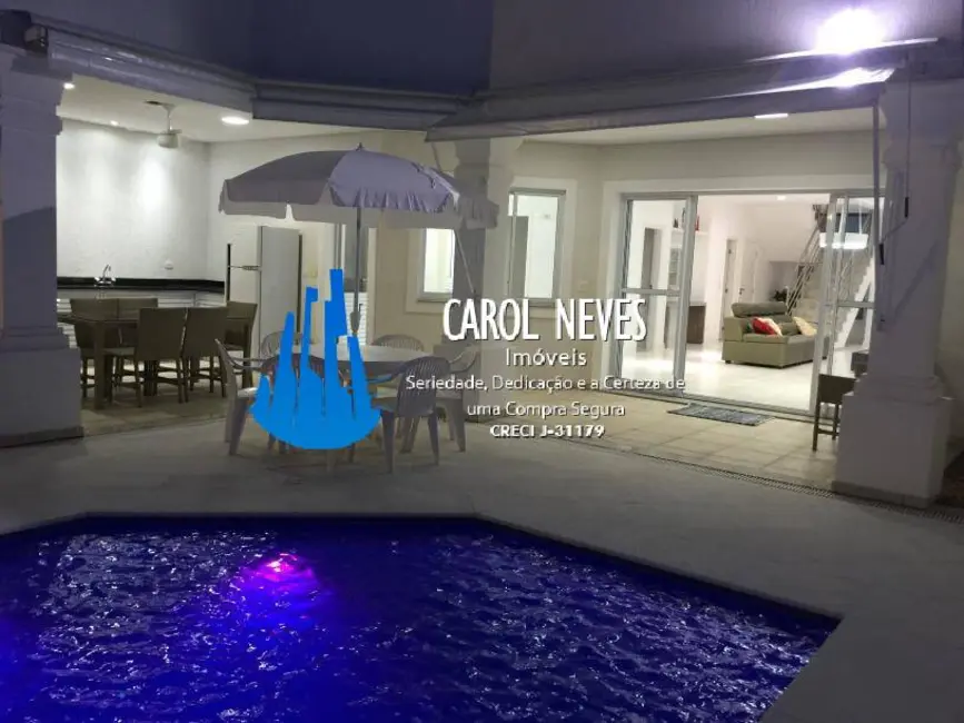 Sobrado com 4 quartos à venda, 300m2 em Balneário Praia do Pernambuco, Guaruja - SP - imagem 3 Foto 3 de Sobrado com 4 quartos à venda, 300m2 em Balneário Praia do Pernambuco, Guaruja - SP