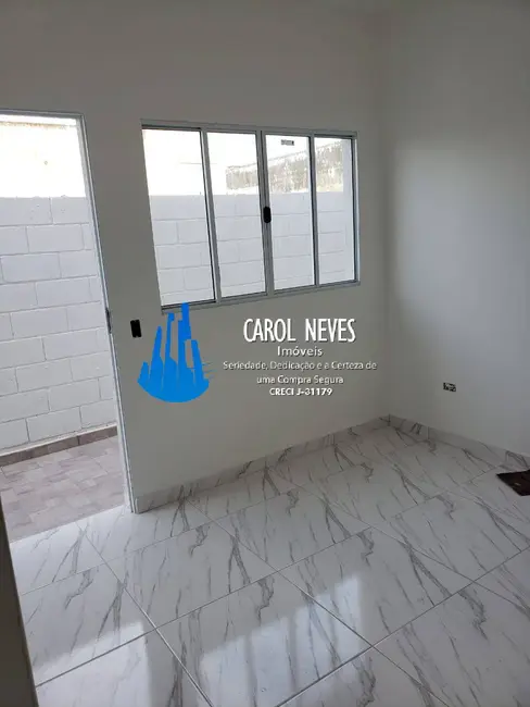 Foto 3 de Casa com 2 quartos à venda em Itanhaem - SP