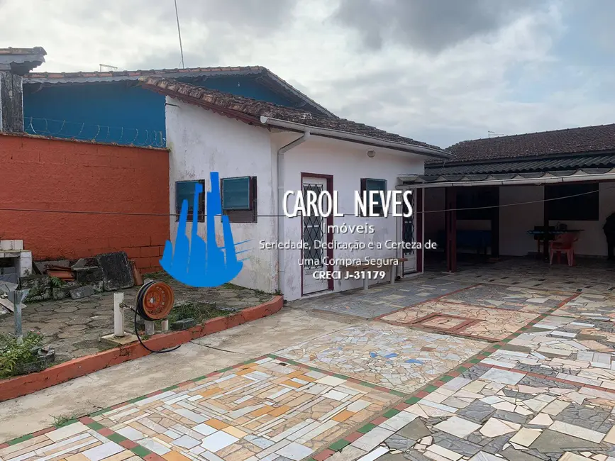 Foto 4 de Casa com 2 quartos à venda, 150m2 em Mongagua - SP