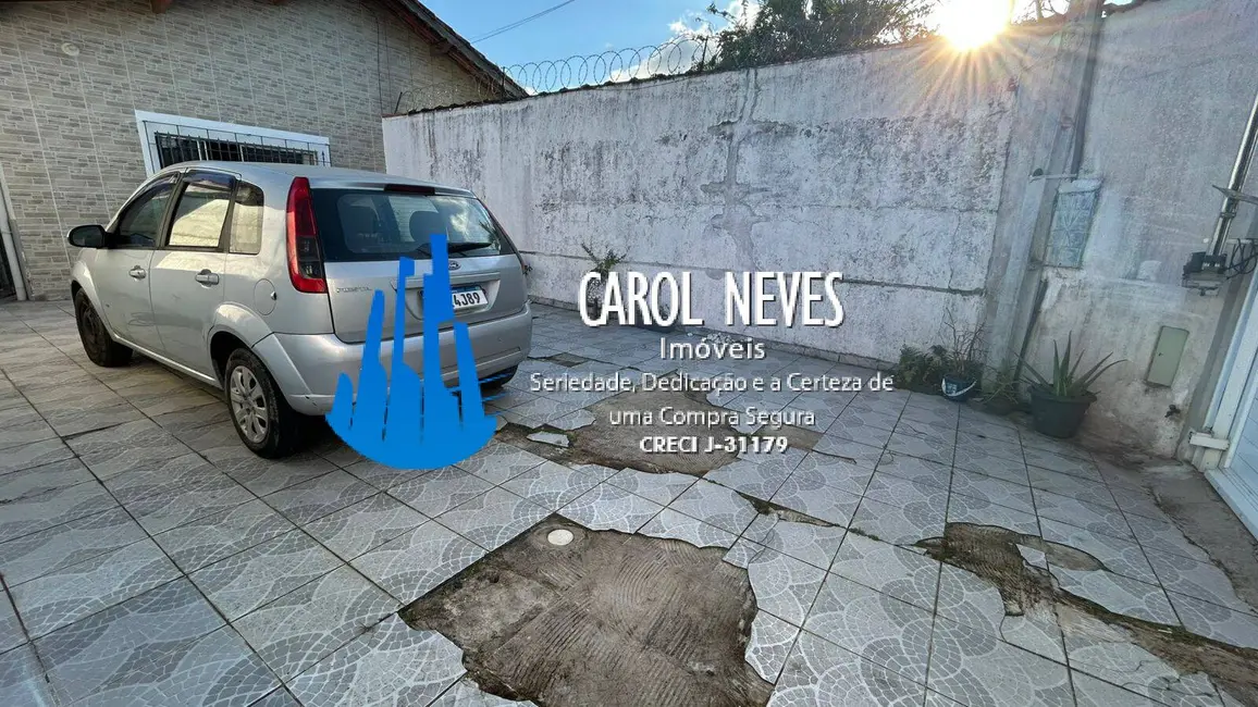 Foto 6 de Casa com 2 quartos à venda, 79m2 em Mongagua - SP