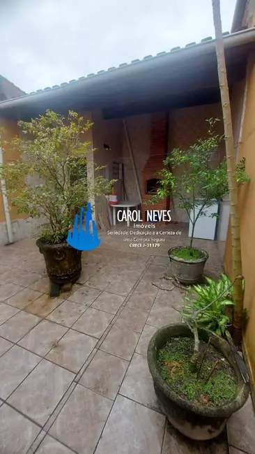 Foto 2 de Casa com 2 quartos à venda, 60m2 em Mongagua - SP