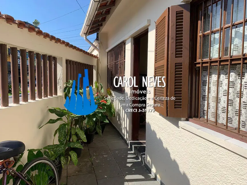 Foto 1 de Casa com 2 quartos à venda, 107m2 em Solemar, Praia Grande - SP